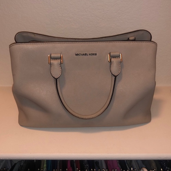 Michael Kors Handbags - Michael Kors Purse